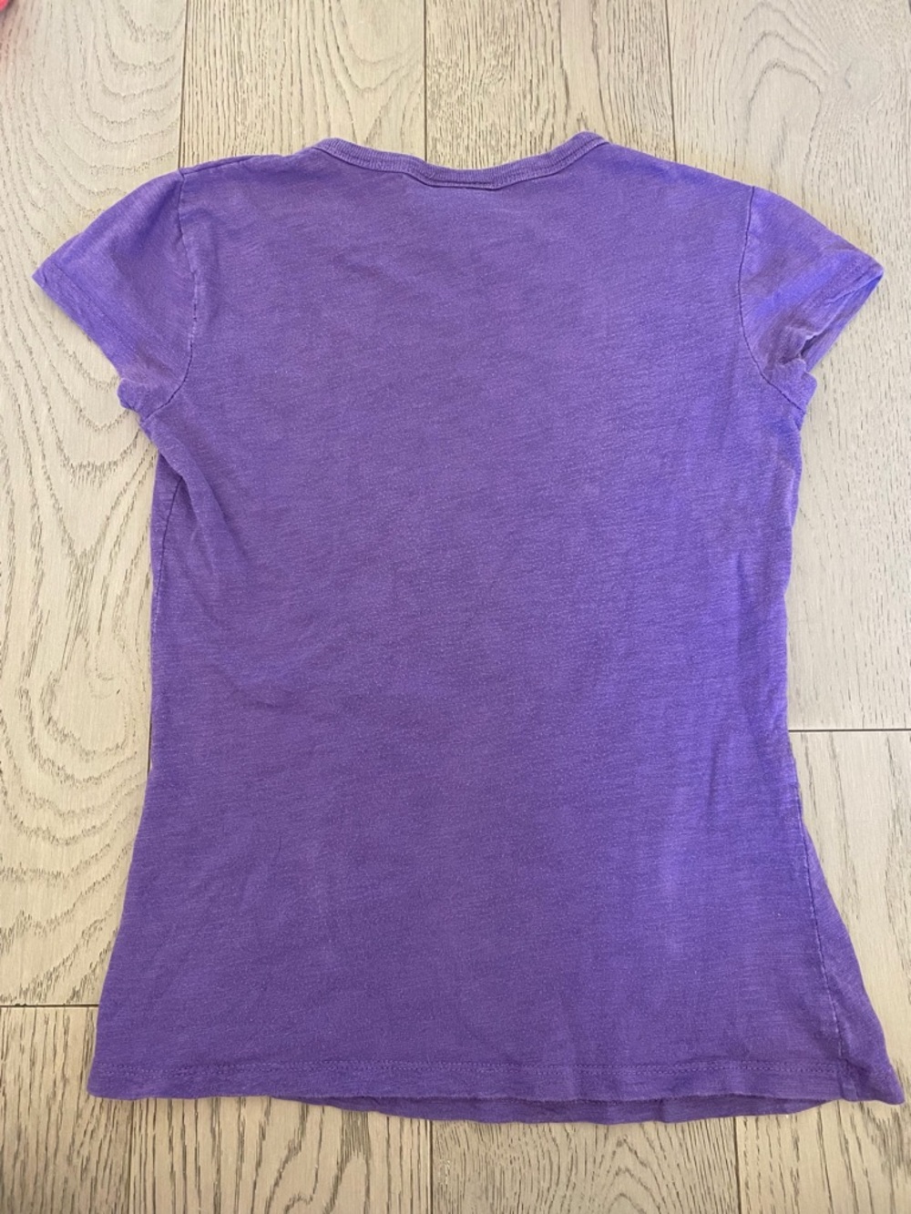 Y2K Women’s Hello Kitty Purple Graphic Tee - Picture 4 of 4